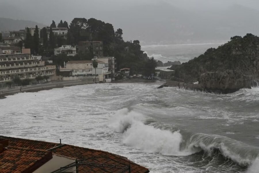 Borrasca-Harry-900x600