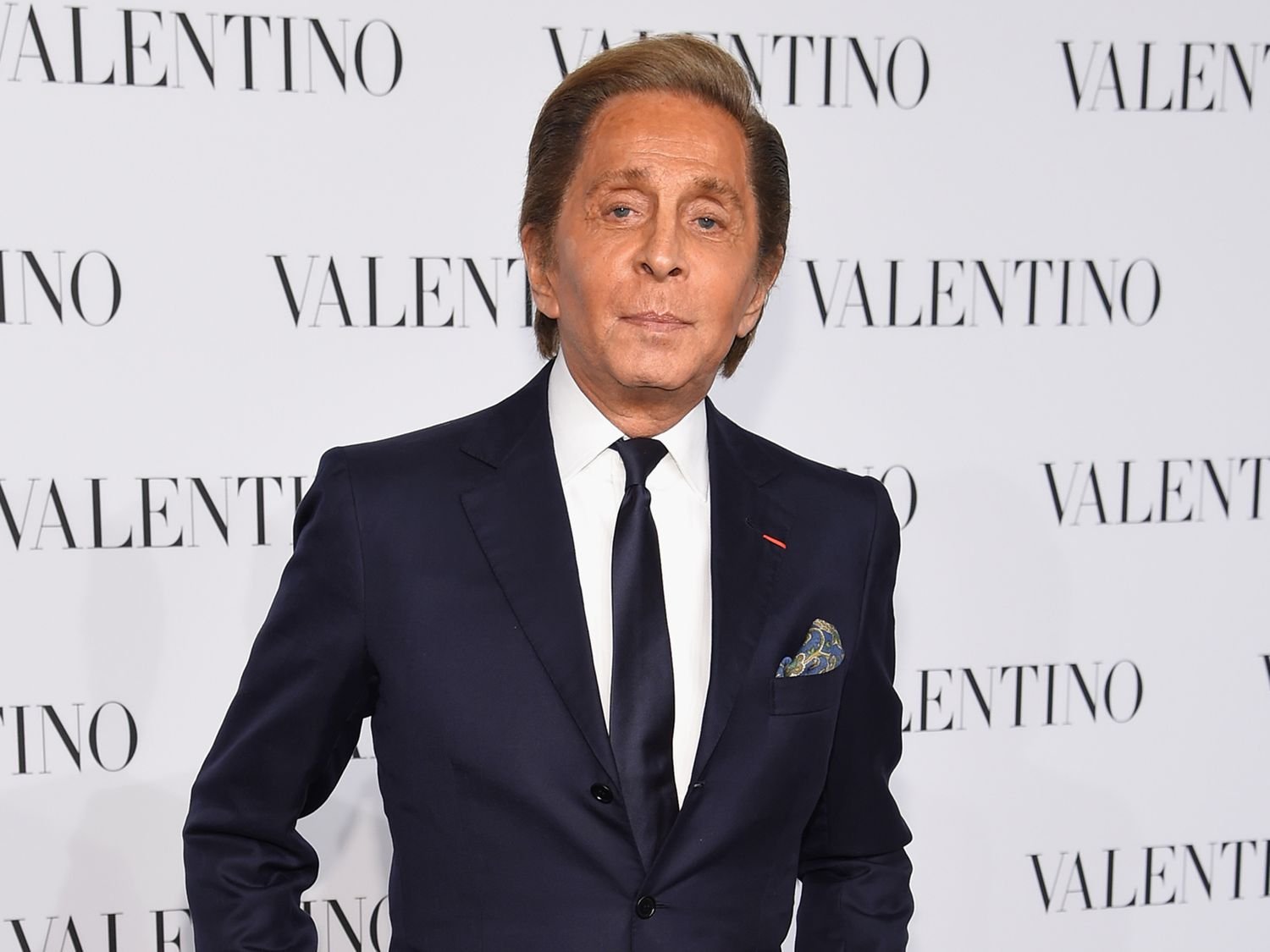 valentino-garavani-2-88525a99e32f4aa39d365edf91312fa2