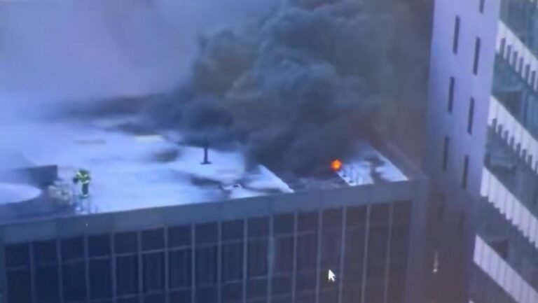 69b96ab4e9ff7153165ae3d3