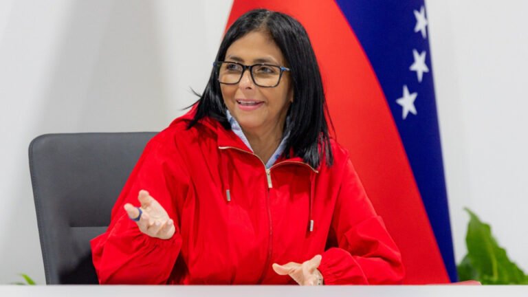 delcy-rodriguez-lidera-reunion-para-fortalecer-el-sistema-educativo-nacional-prensa-p-57793